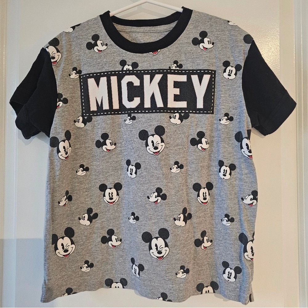 Kids sz S 6/7 Disney Mickey Mouse Gray Black All Over Print Ringer T-Shirt Size